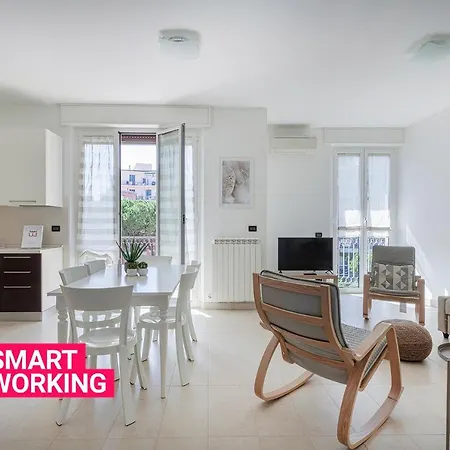 Shelley By Wonderful Italy Apartment Genoa